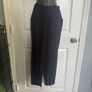 3 for $15 Black tapered lightweight Pants size L